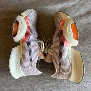 NIKE women’s air zoom superrep 2